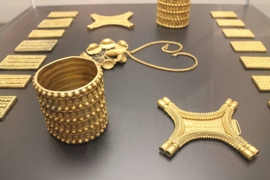 Treasure of El Carambolo [photo: Sergio Geijo (CC BY-SA 2.0)]
