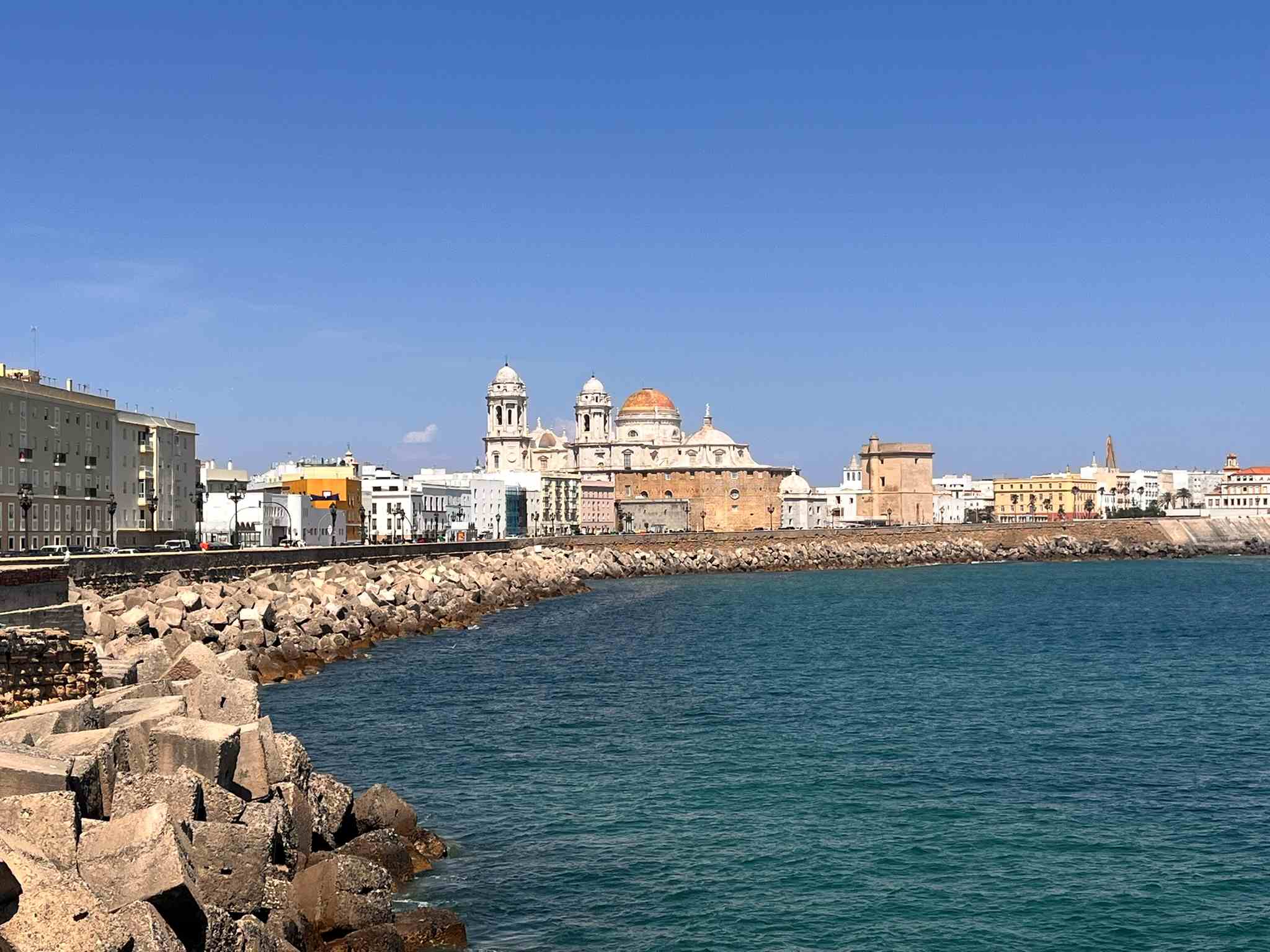 View of Cádiz cathedral