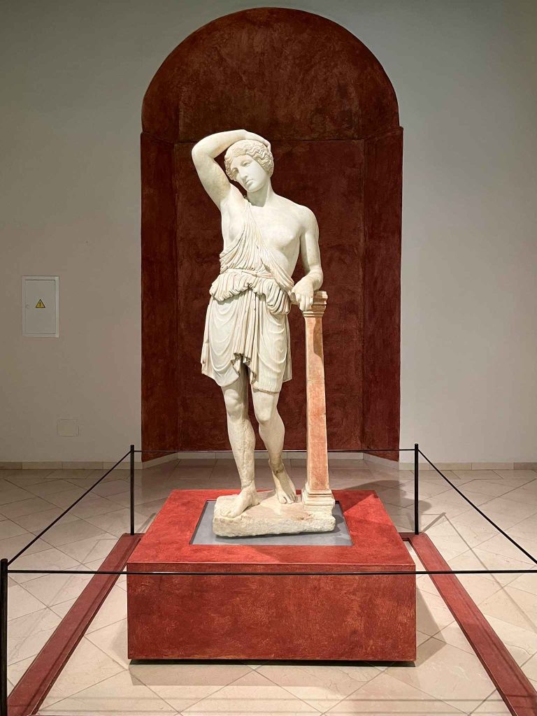 Wounded Amazon in the museum at Écija